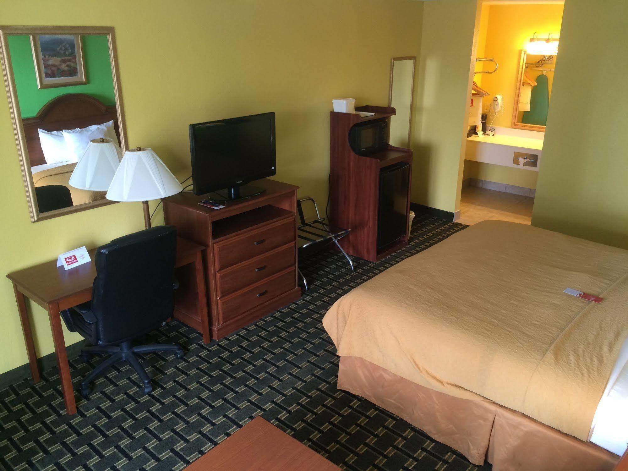 Econo Lodge Douglas Luaran gambar